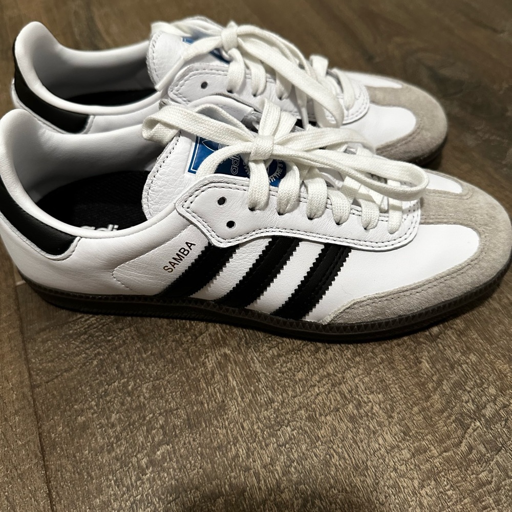 Adidas Sambas
